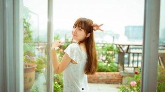 少女对吃瓜如饥似渴,揭秘少女对“吃瓜”的狂热追求